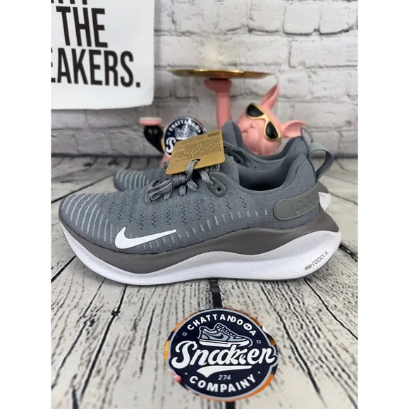 Nike ReactX Infinity Run 4 Flyknit Running Shoes Womens 6 Grey Gray White NEW