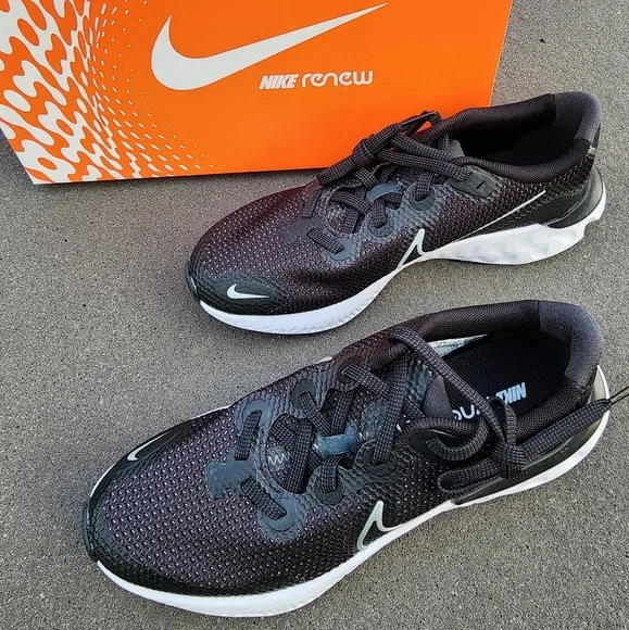 Nike Renew Run Big Kids' Running Shoes In Box | 7Y | NWT