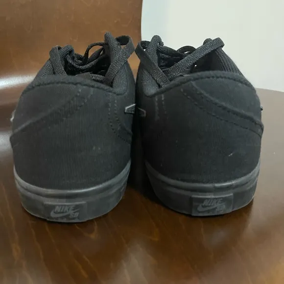 Nike SB Portmore II All Black  Skate Shoes | size 10