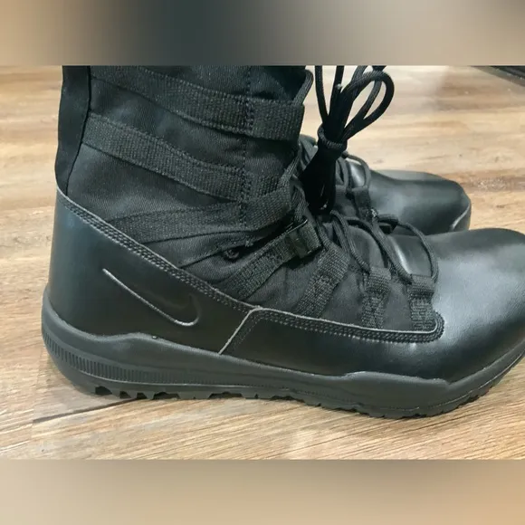 Nike SFB Gen 2 8&quot; Military Combat Tactical Boots 'Triple Black' 922474-001 Sz 14