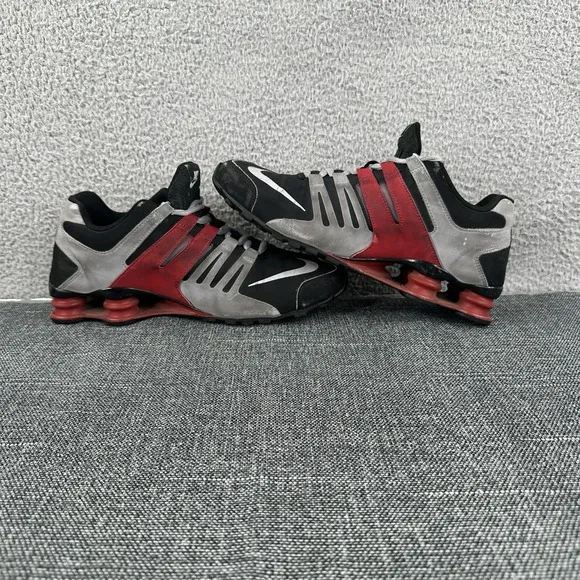 Nike Shox Shoes Men's Size 10 Red Black Running 2014 633631-016