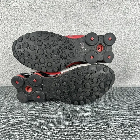 Nike Shox Shoes Men's Size 10 Red Black Running 2014 633631-016