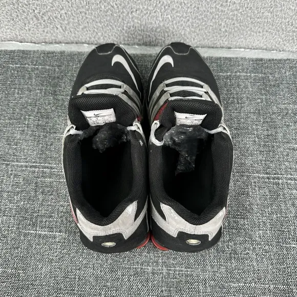 Nike Shox Shoes Men's Size 10 Red Black Running 2014 633631-016