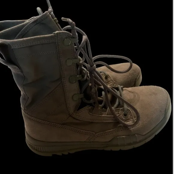Nike Tactical Boots Military SFB Field 8&quot; Sage Olive Womens 4.5 Green 631371-222