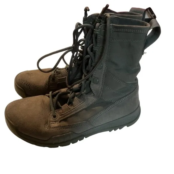 Nike Tactical Boots Military SFB Field 8&quot; Sage Olive Womens 4.5 Green 631371-222