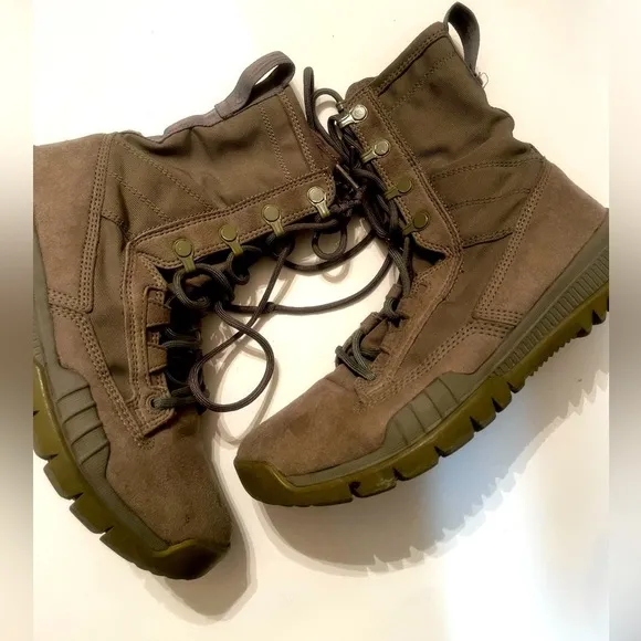 Nike Tactical Boots Military SFB Field 8&quot; Sage Olive Womens 4.5 Green 631371-222