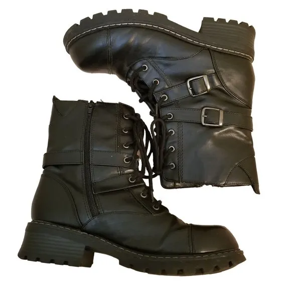 No Boundaries 10 Black Chunky Boots Platform 90s Y2K Military Combat Lace Up