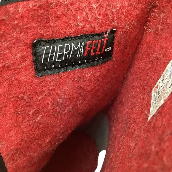 North Face Alpenglow IV Thermafelt Insulated  Waterproof Winter Boots