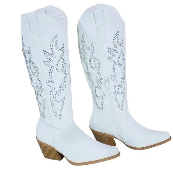 NWB White and Rhinestone Tall Cowgirl Cowboy Boots 7.5