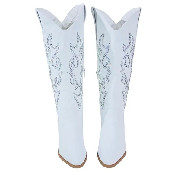 NWB White and Rhinestone Tall Cowgirl Cowboy Boots 7.5