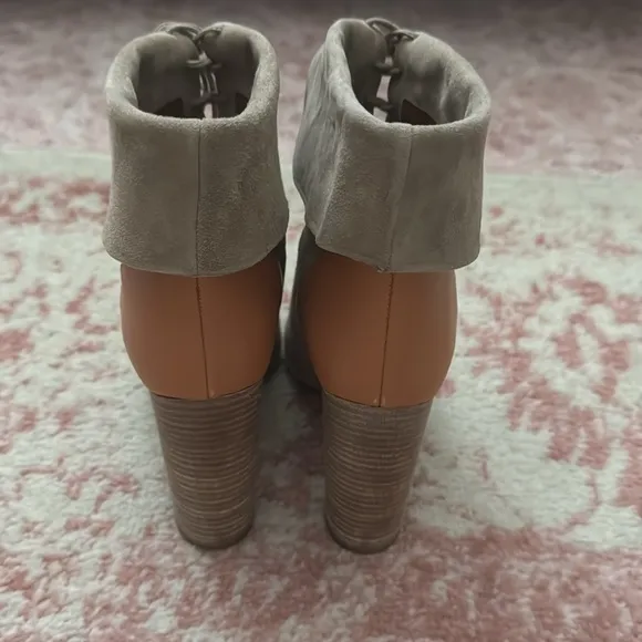 NWOB - Aquazurra Tan suede short boots. Size 40IT Made in Italy Duster incl
