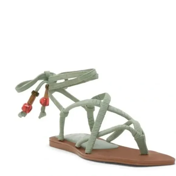 NWOB Vince Camuto Benni Thong Sandal