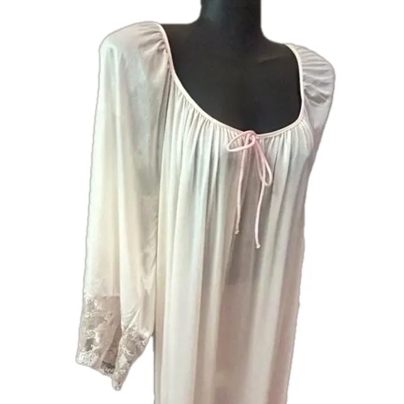NWOT 3X Jenelle of California white long sleeve peignoir coquette gown