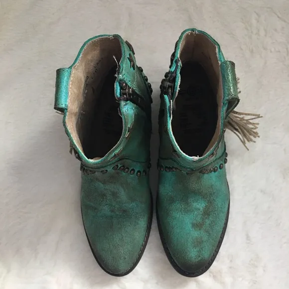 NWOT Circle G By Corral Distressed Western Ankle Boots Fringe Star Studs &amp; Inlay