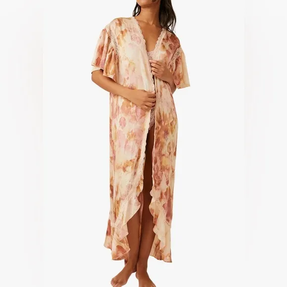 NWOT Free People Moonbeams Washed Robe in Sweet Combo