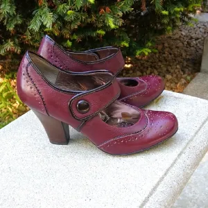 NWOT SOFFT Elegant Burgundy Mary Jane Heels sz 9.5