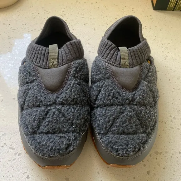 NWOT Teva Women's Ember Moc Shearling Shoes