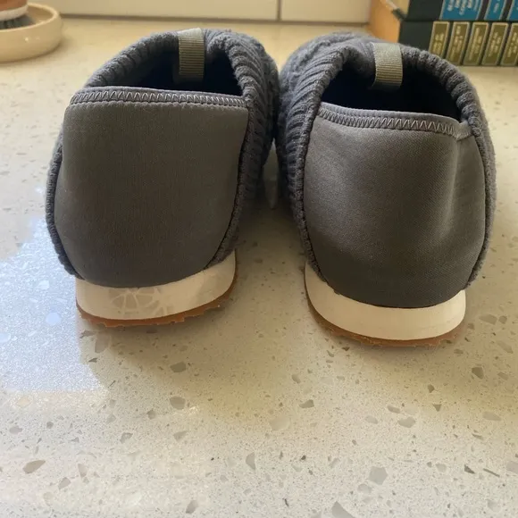 NWOT Teva Women's Ember Moc Shearling Shoes