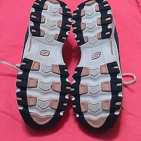 NWOT Women's Skechers D'LITES blue shoes size 7.5