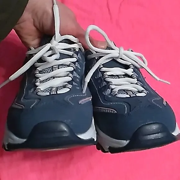 NWOT Women's Skechers D'LITES blue shoes size 7.5