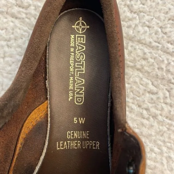 NWOT Eastland Leather Shoes Size 5W