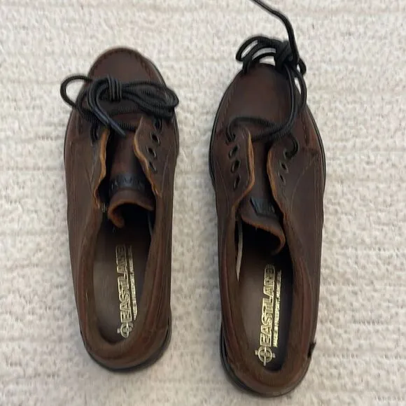 NWOT Eastland Leather Shoes Size 5W