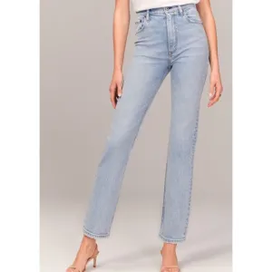 NWT Abercrombie &amp; Fitch The Ankle Straight Ultra High Rise Jeans sz 31/12s