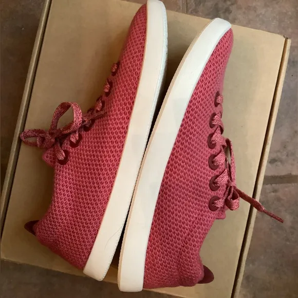 NWT ALLBIRDS TREE PIPER - LUX PINK / WHITE SOLE - super comfy and washable!