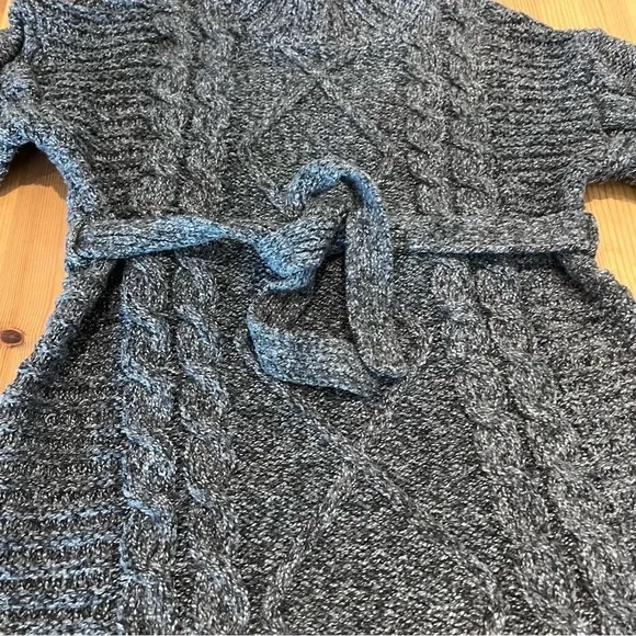NWT Anthropologie Amadi Leah Cable-Knit Sweater Size XS  Gray JB