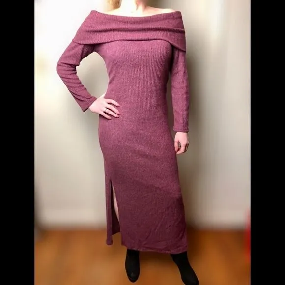 NWT Burgundy Ribbed Dress by Love In Size L