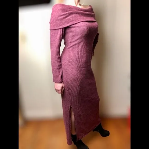 NWT Burgundy Ribbed Dress by Love In Size L