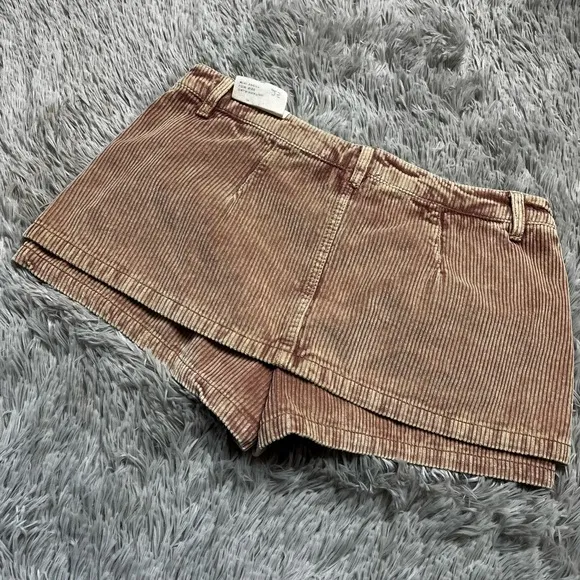 NWT Free People Gala-Vanting Low Rise Skort