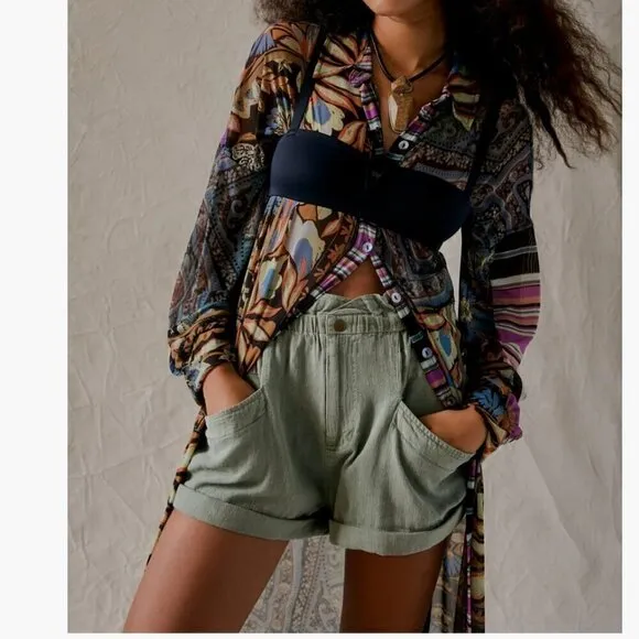 NWT Free People Topanga Cuff Short in Oil Green