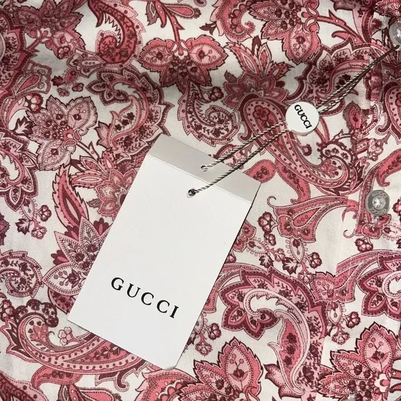 (NWT) Gucci Paisley Button Down Shirt