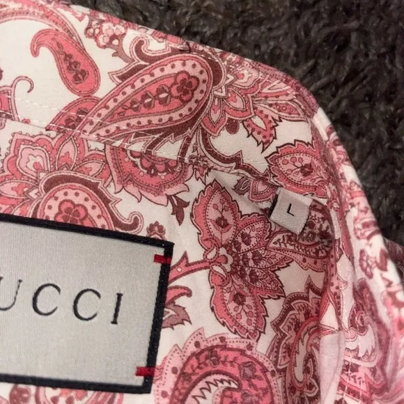 (NWT) Gucci Paisley Button Down Shirt