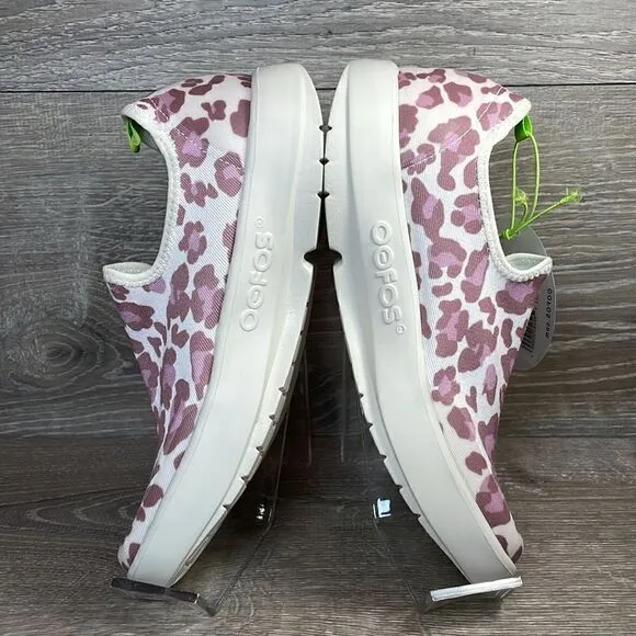NWT Oofos Oomg Eezee Women’s Size 6 Rose Leopard Slip On Comfort Shoes