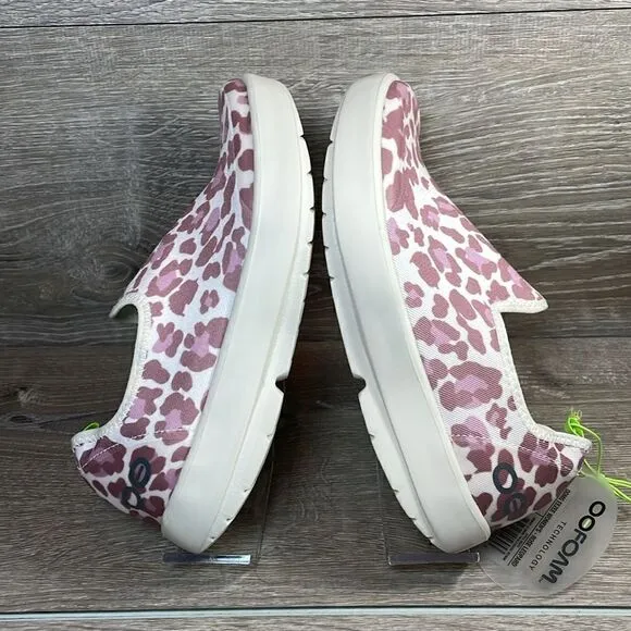 NWT Oofos Oomg Eezee Women’s Size 6 Rose Leopard Slip On Comfort Shoes