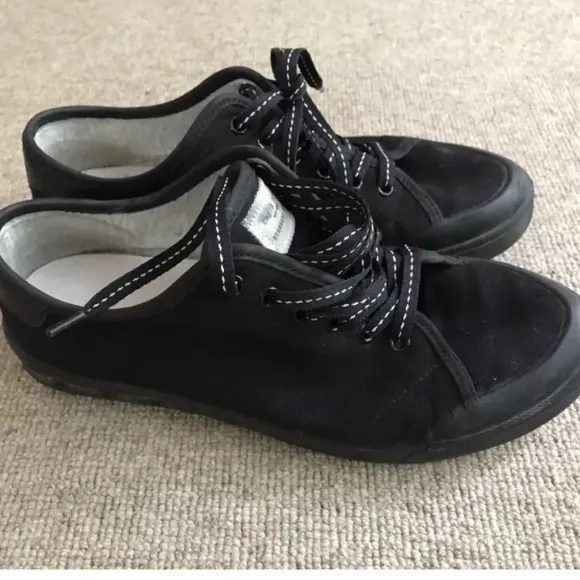 NWT rag &amp; bone sneakers black canvas Standard Issue Lace Up Size 37
