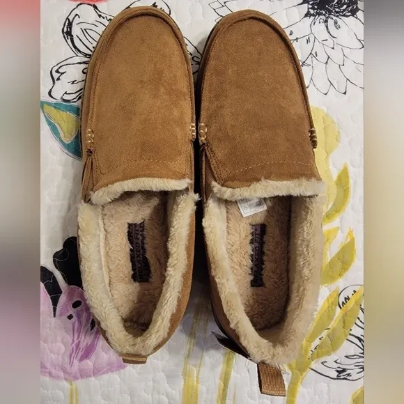 NWT Skechers Melson Slip On Shoes