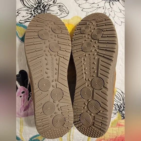 NWT Skechers Melson Slip On Shoes