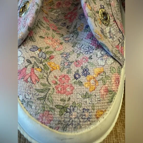 NWT! Superga X LOVESHACKFANCY Floral Canvas Sneakers, sz 4.5