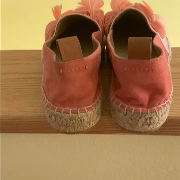 Omg how amazing are these shoes