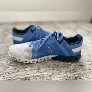On Cloud Cloudtec Running Shoes Sneaker Women Size 9.5 Blue White