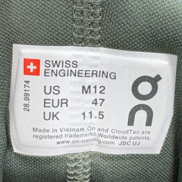 On Cloud Men's Hiking Shoes, Cloudrock Waterproof, Size 12 ,Olive Military Green