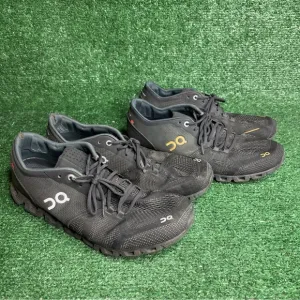 On Cloud Running Comfort Shoes Men’s Size 10 - LOT OF 2