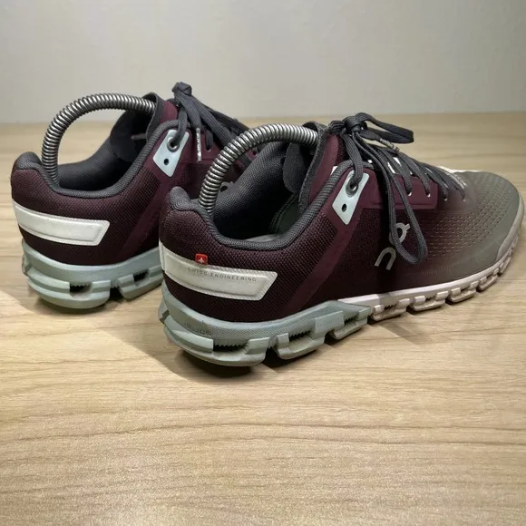On Running Cloudflow 3.0 Womens Running Shoes Sneakers Mulberry Mineral SZ 8