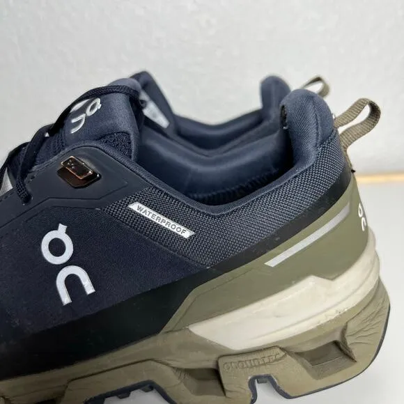 On Running Cloudwander Waterproof Navy Blue Trail Shoes Men's Size 11