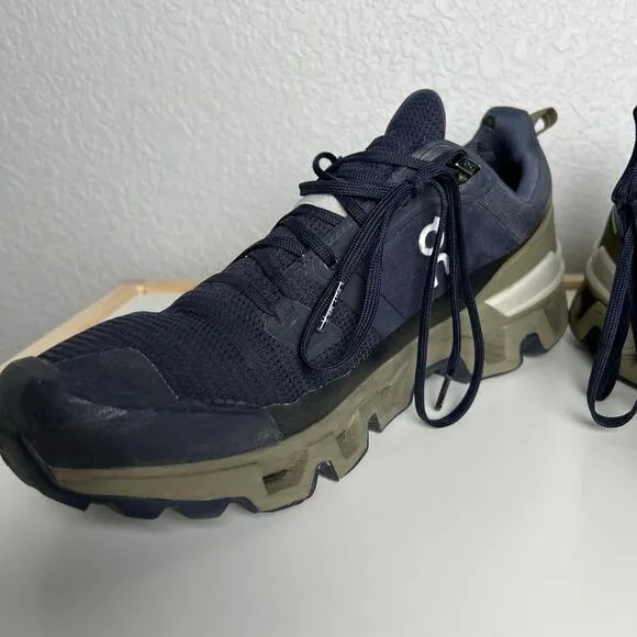 On Running Cloudwander Waterproof Navy Blue Trail Shoes Men's Size 11