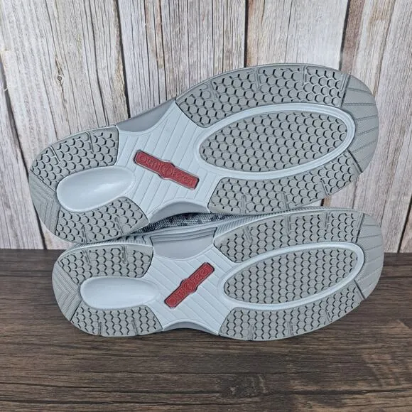 Orthofeet Knit Coral Lace Up Sneaker Women's Sz 7.5 B Gray Leopard (NWOB)