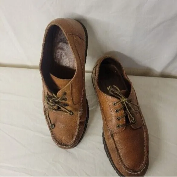 Orvis Size 12  Leather Lace Up Boat Shoes Style LIght Brown OV80208